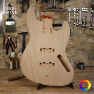 corps jazz bass en aulne poncé prêt à vernir