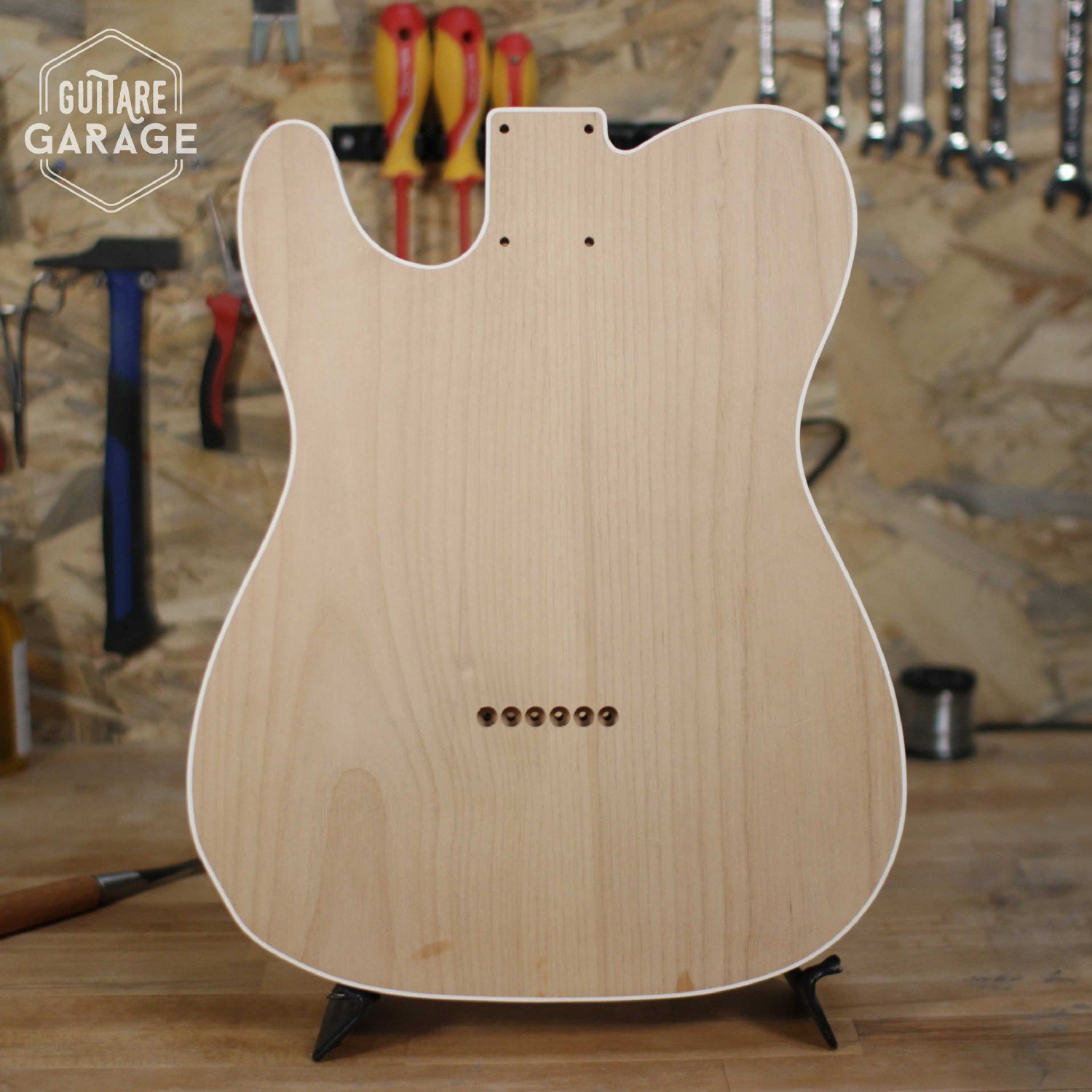 Corps telecaster bindings blancs en aulne poncé prêt à vernir – Image 2