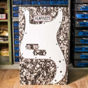 Pickguard Allparts pour Precision Bass Blanc 3 plis