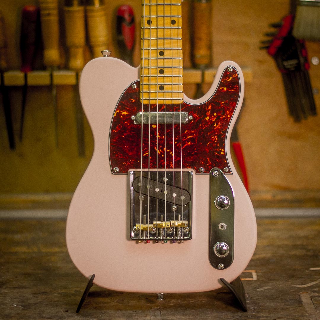 Minicaster Satin Shell Pink