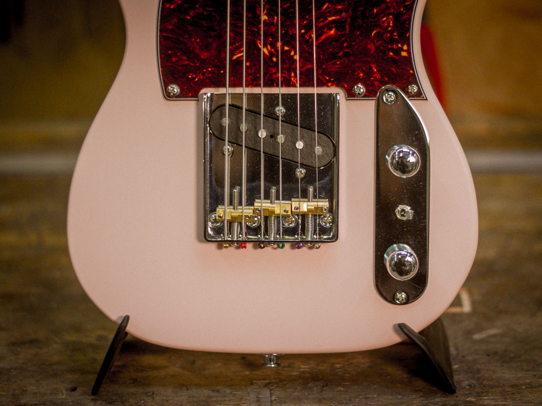 Minicaster Standard Shell Pink Satin – Image 4