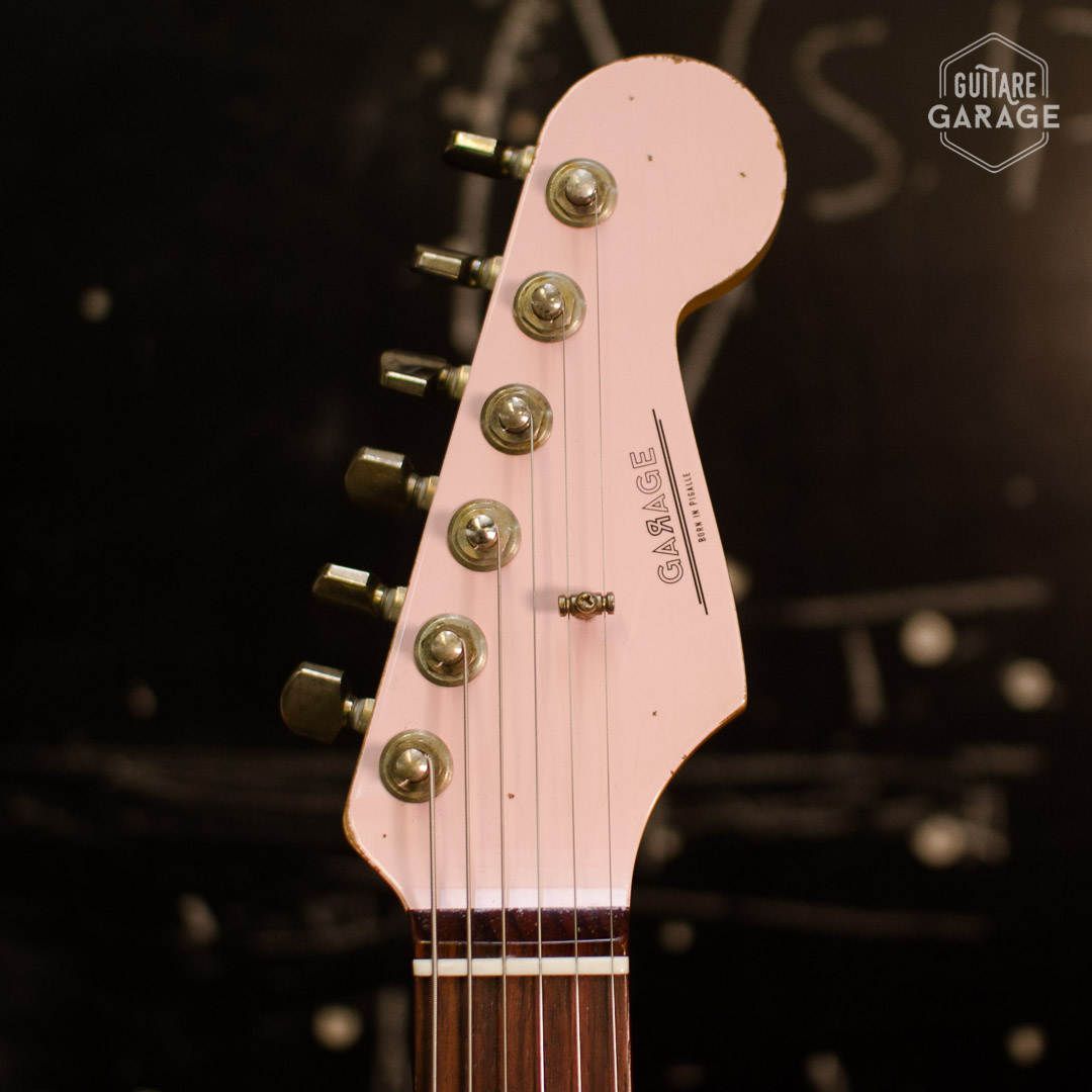 stratocaster HSS Guitare Garage Shell Pink Relic