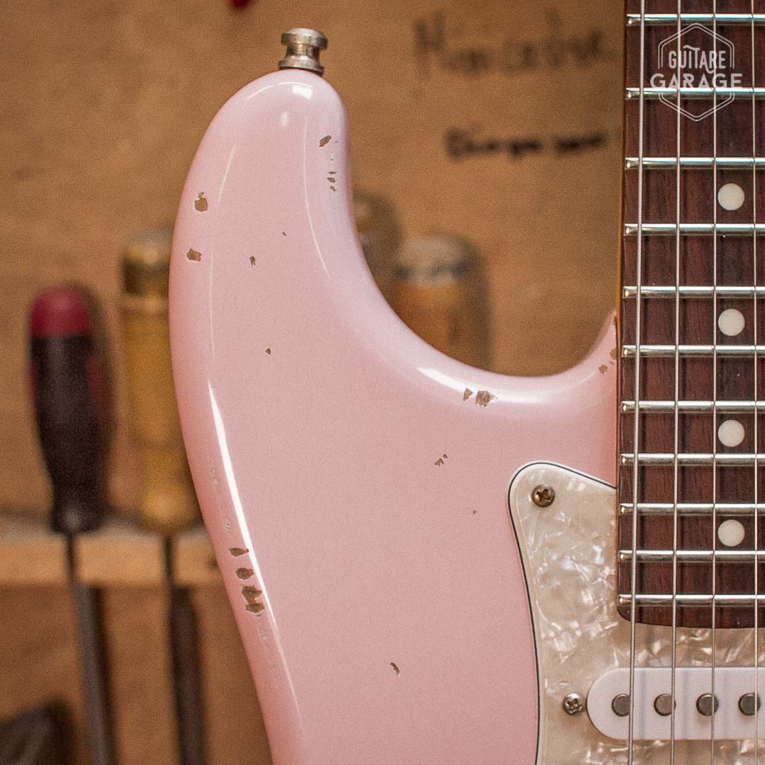 stratocaster HSS Guitare Garage Shell Pink Relic