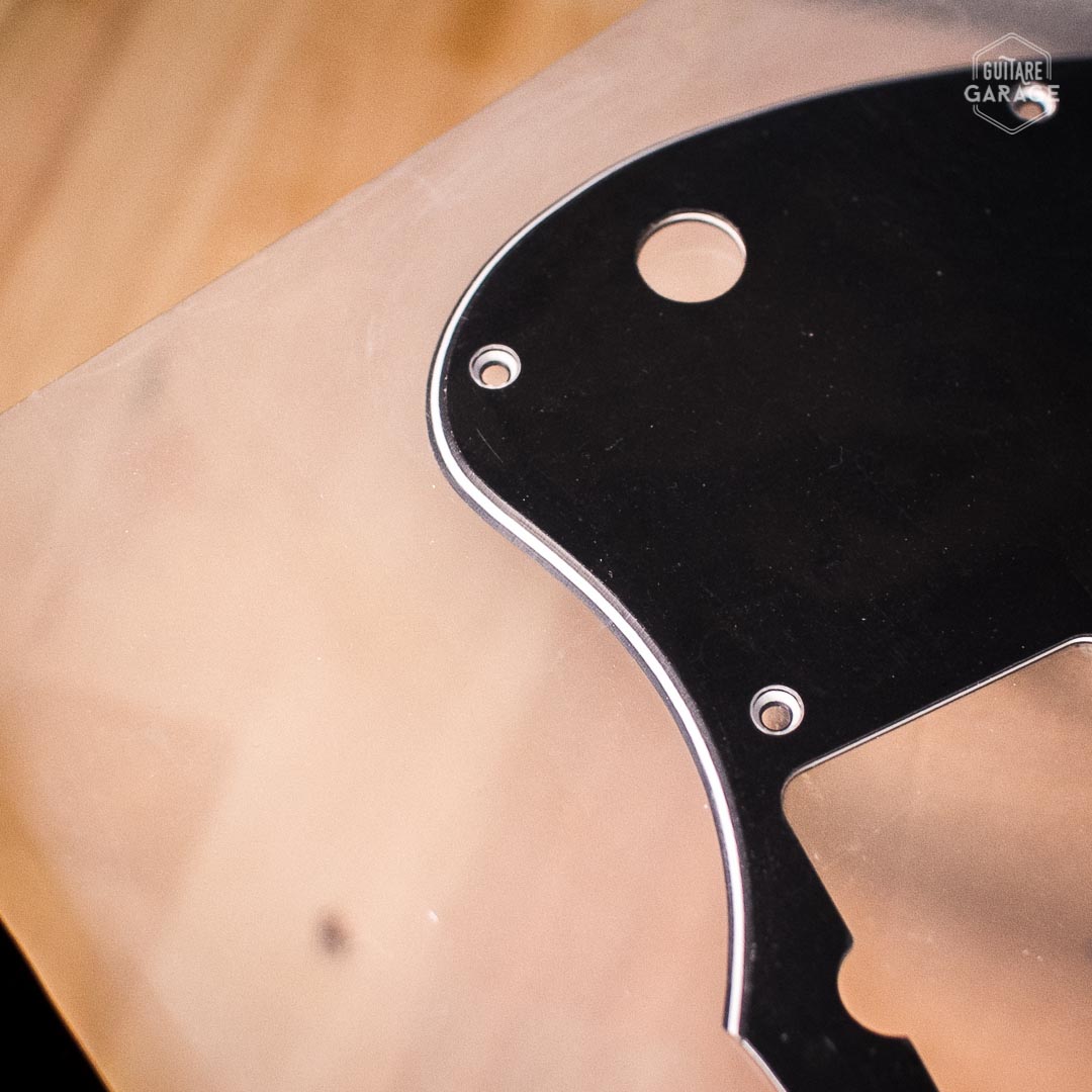 Pickguard Allparts pour Jazzmaster Noir 3 plis
