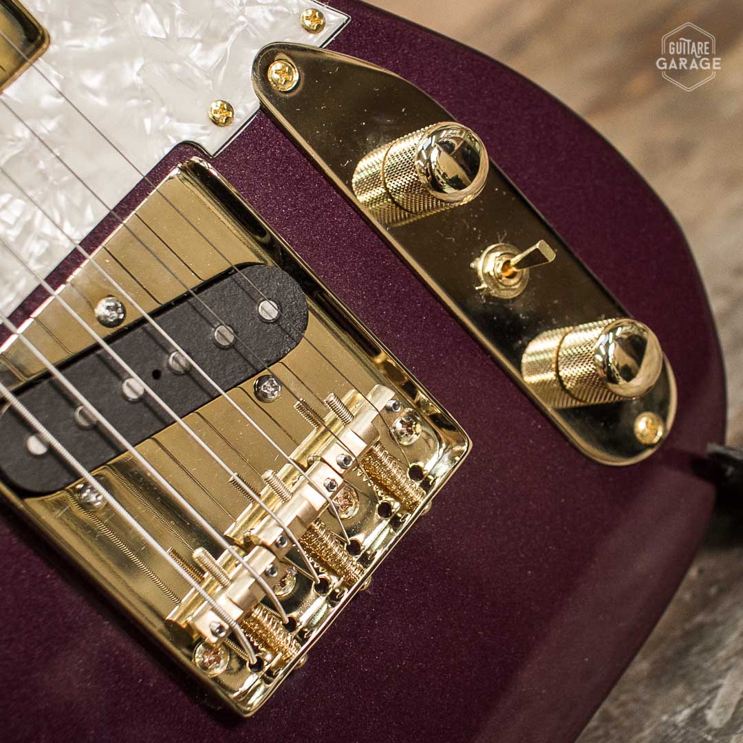 Minicaster Aubergine Metal Custom HB Gold edition