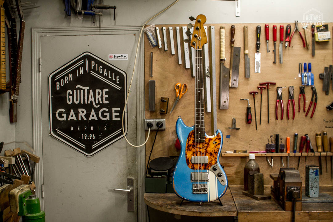 Mustang Bass Guitare Garage Pelham Blue Racing Medium Relic
