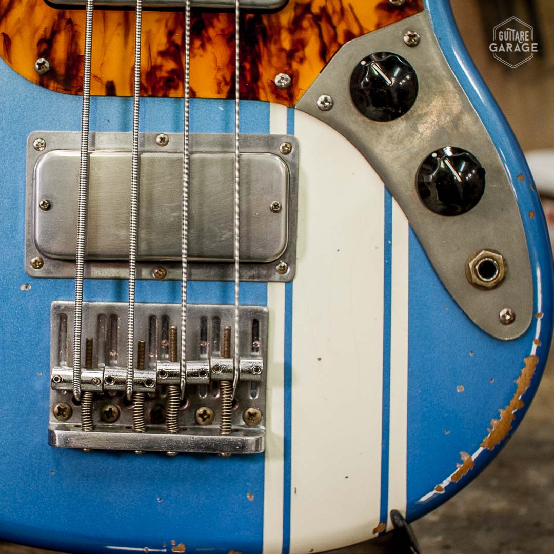 Mustang Bass Guitare Garage Pelham Blue Racing Medium Relic