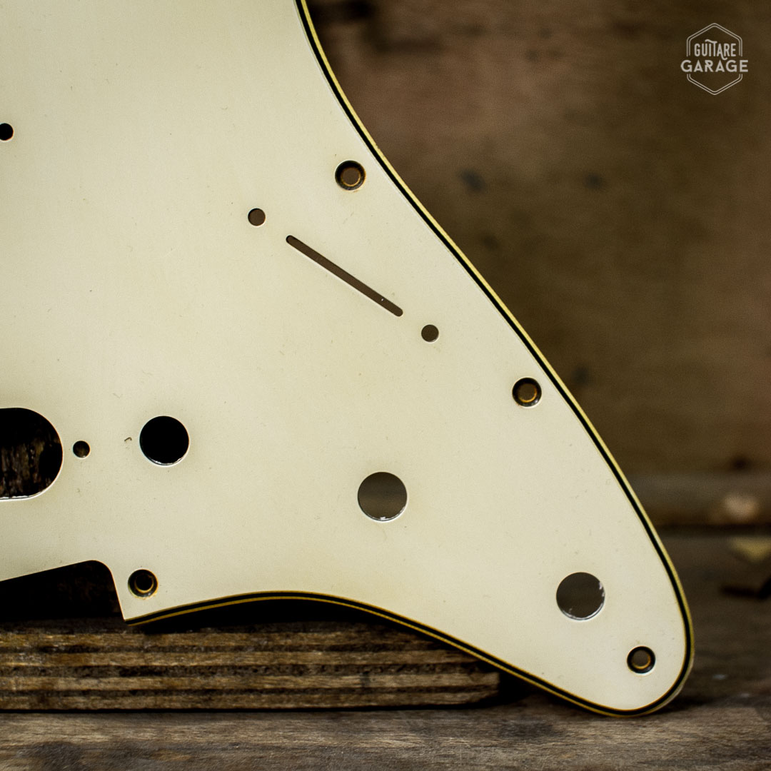 Tous nos pickguards pour stratocaster sont ici !