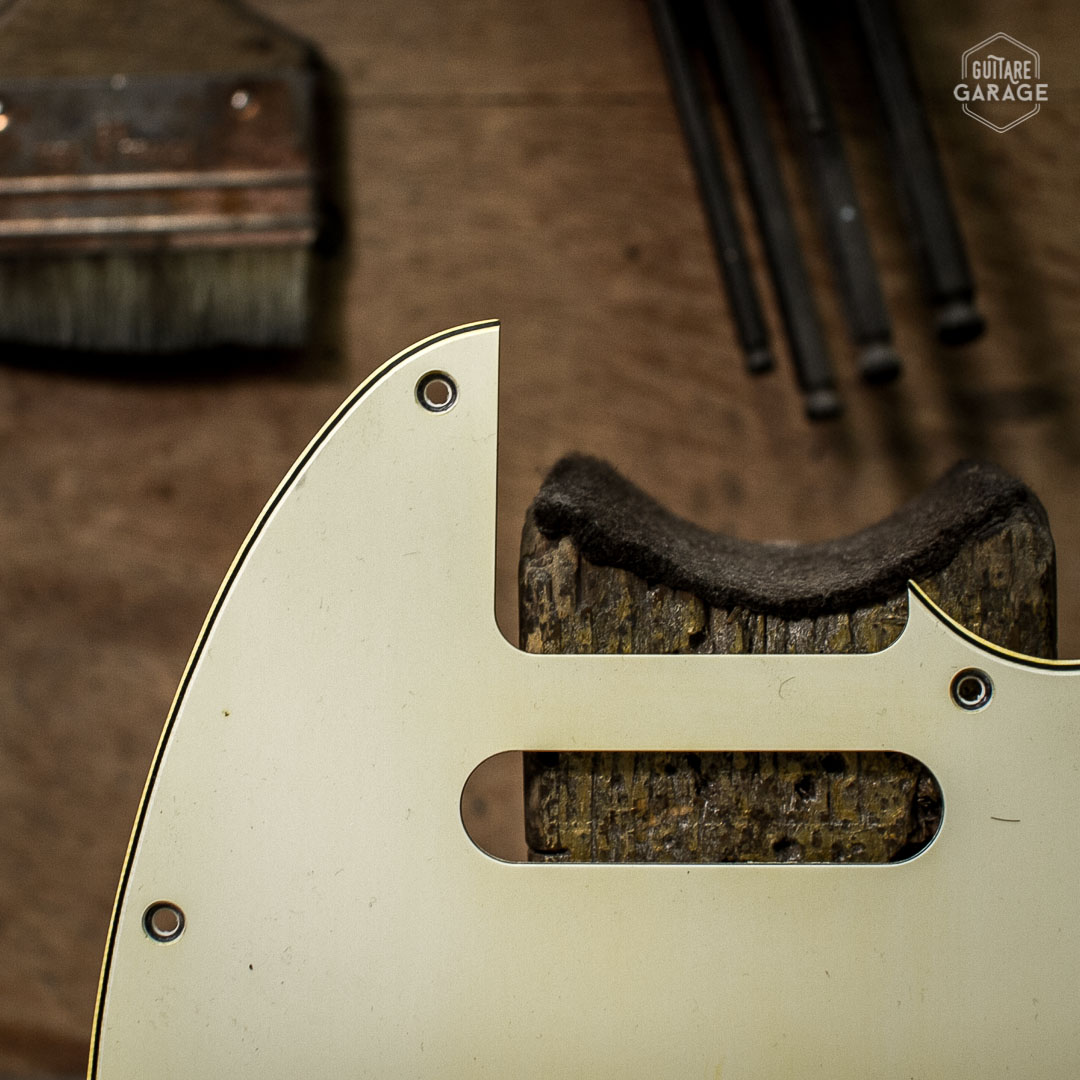 Pickguard Telecaster Parchment 3 plis Relic By Guitare Garage