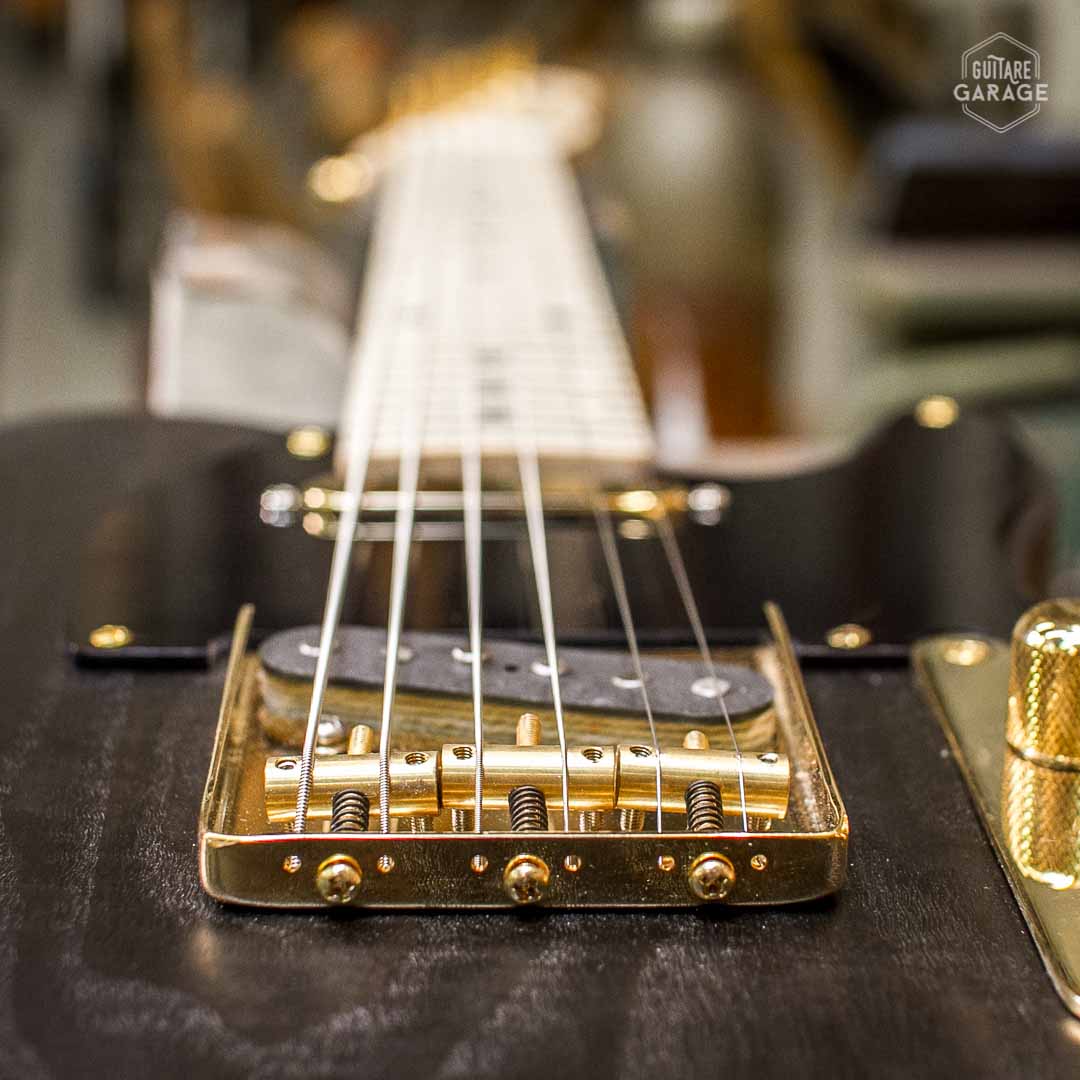 Minicaster Frêne Black Huilée Gold Edition Blackguard