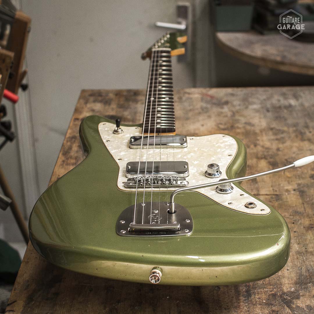 Occasion - Guitare Garage Jazzmaster Olive Drab Light Relic Matching Headstock