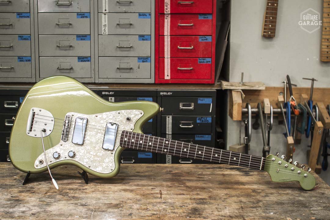 Occasion - Guitare Garage Jazzmaster Olive Drab Light Relic Matching Headstock