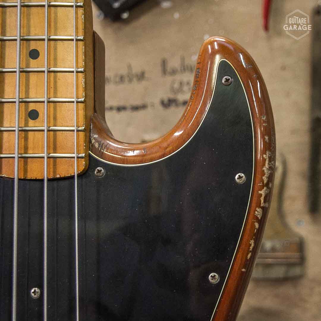 Jazz Bass Amber Heavy Relic