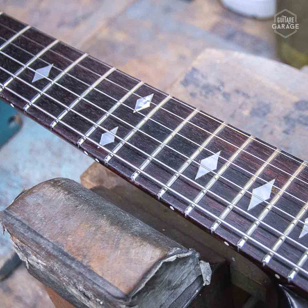Occasion - BC Rich Mockinbird Sunburst 1983