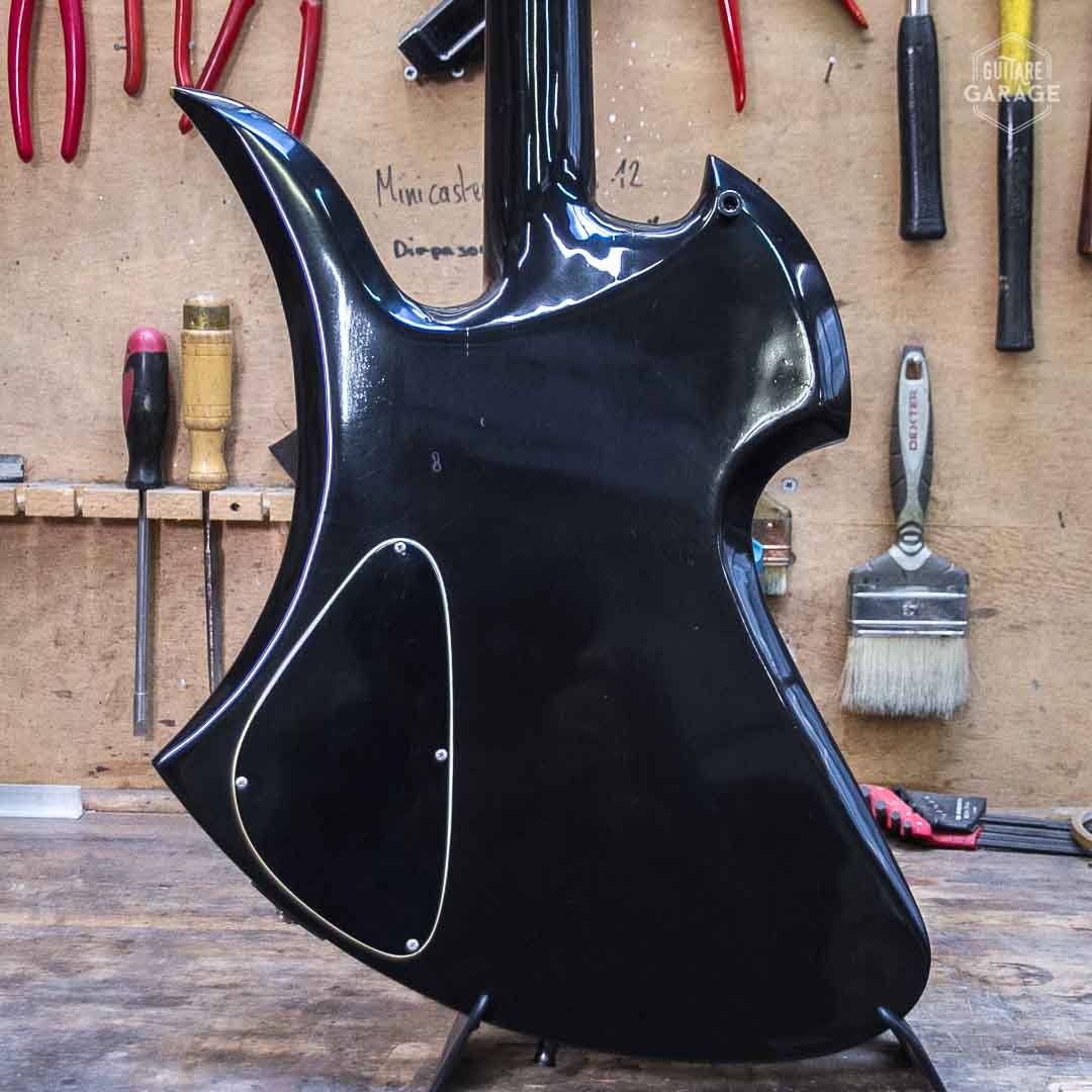 Occasion - BC Rich Mockinbird Sunburst 1983