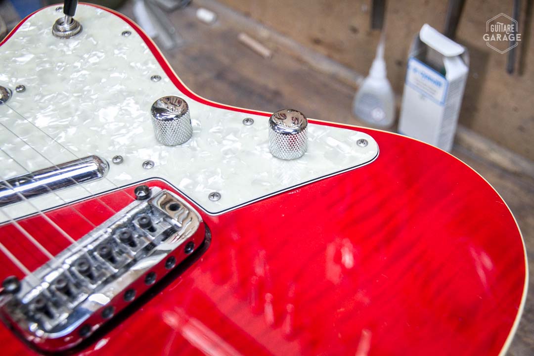 Occasion - Charvel Surfcaster Rouge Japon années 90