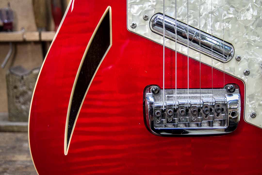 Occasion - Charvel Surfcaster Rouge Japon années 90