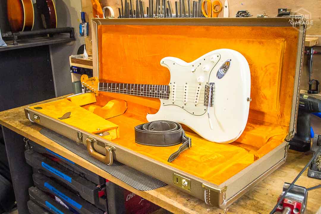 Occasion - Fender Custom Shop Strat 63 Olympic White Relic