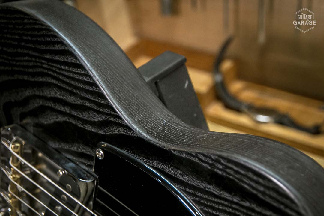 Mini Oiled Black Edition
