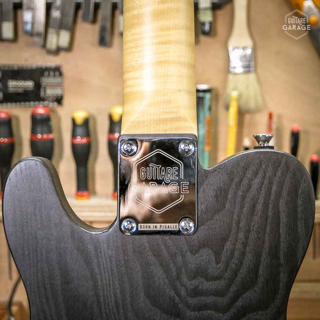 Mini Oiled Black Edition