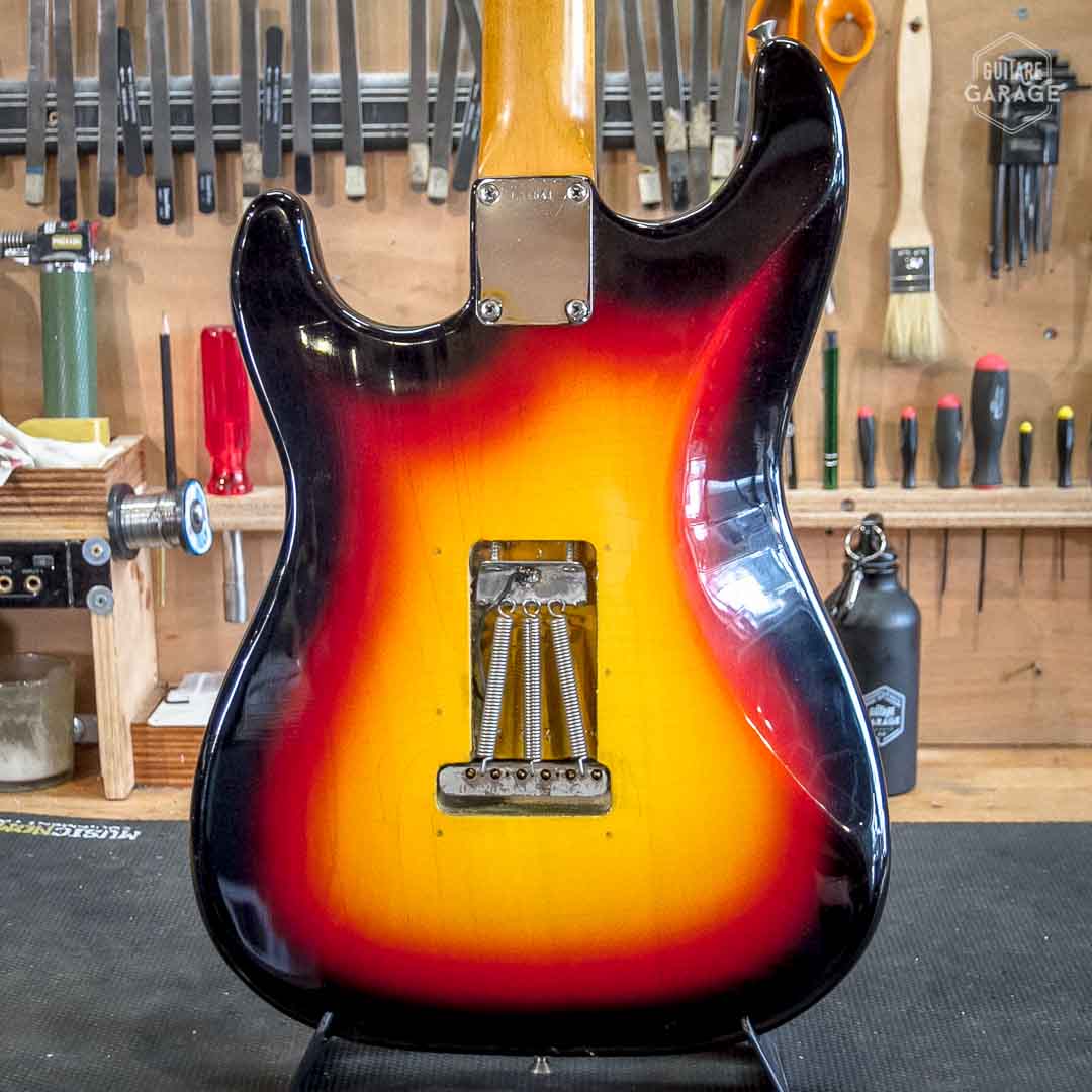 Occasion - Fender Stratocaster Serie L de 1963 Sunburst Refin